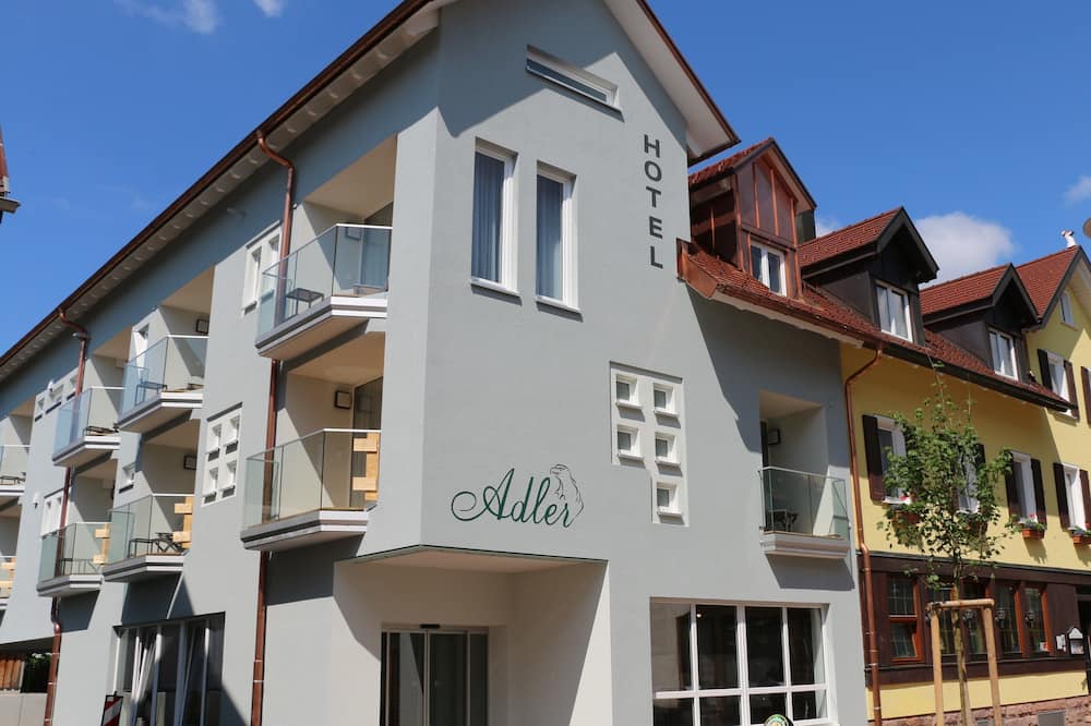 ホテル アドラー 写真