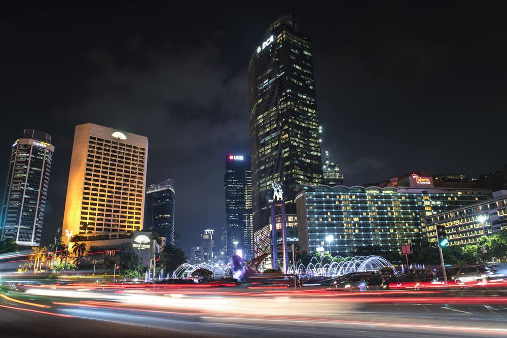 ホリデイ イン ＆ スイーツ ジャカルタ ガジャ マダ バイ IHG 写真