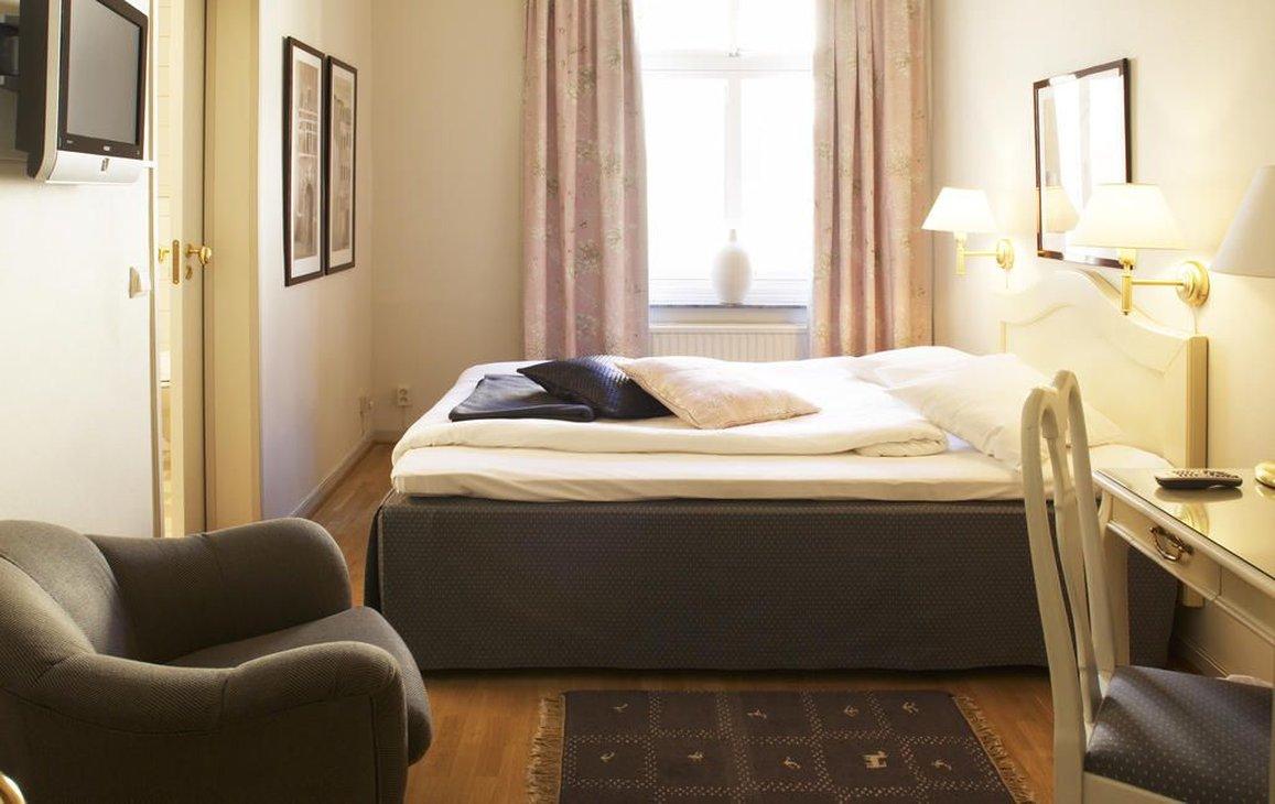 ホテル ロイヤル 写真