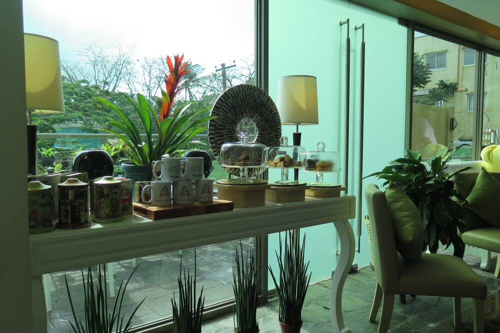 One Tagaytay Place Hotel Suites 写真