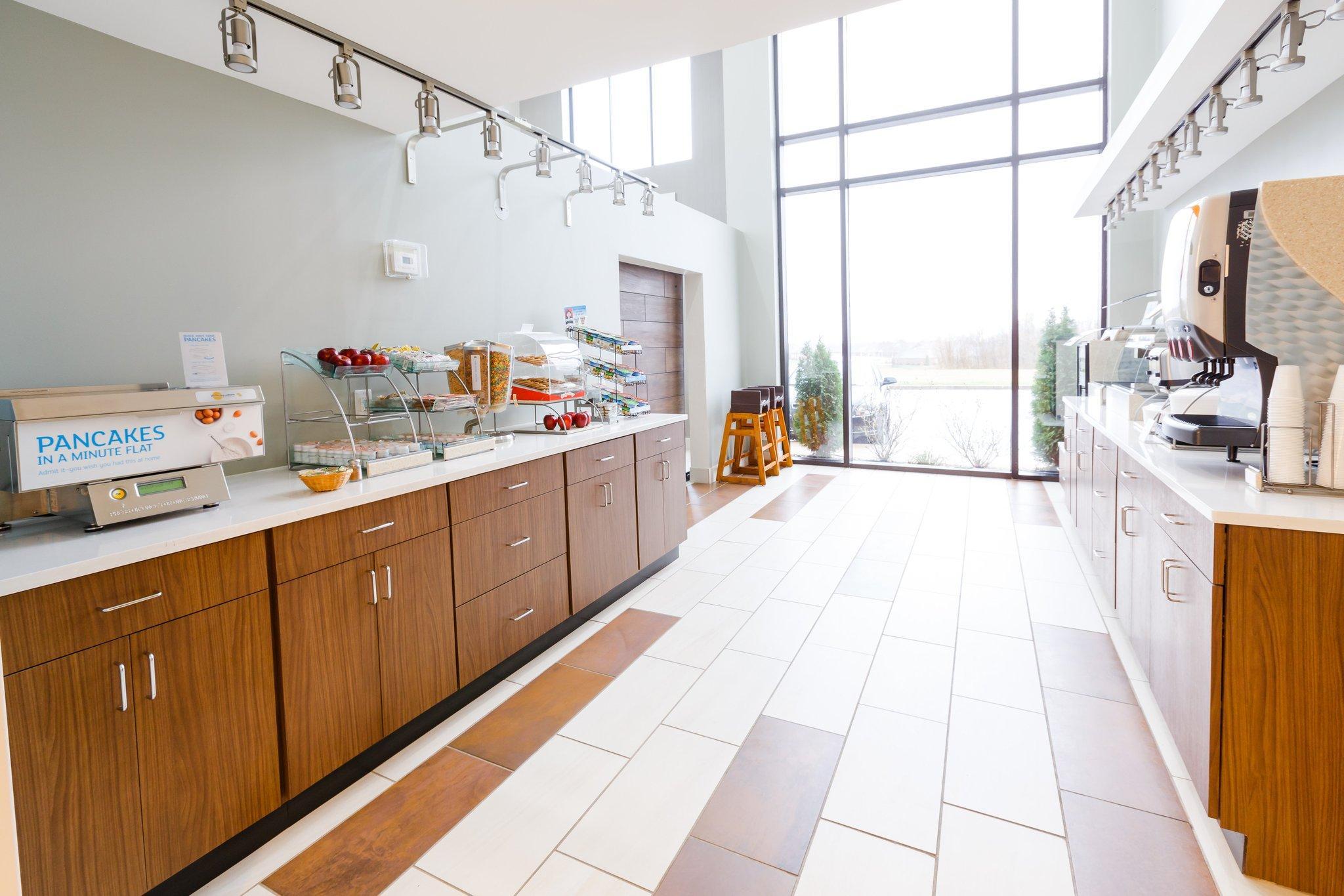 ホリデイ イン エクスプレス & スイーツ シェルビービル by IHG 写真