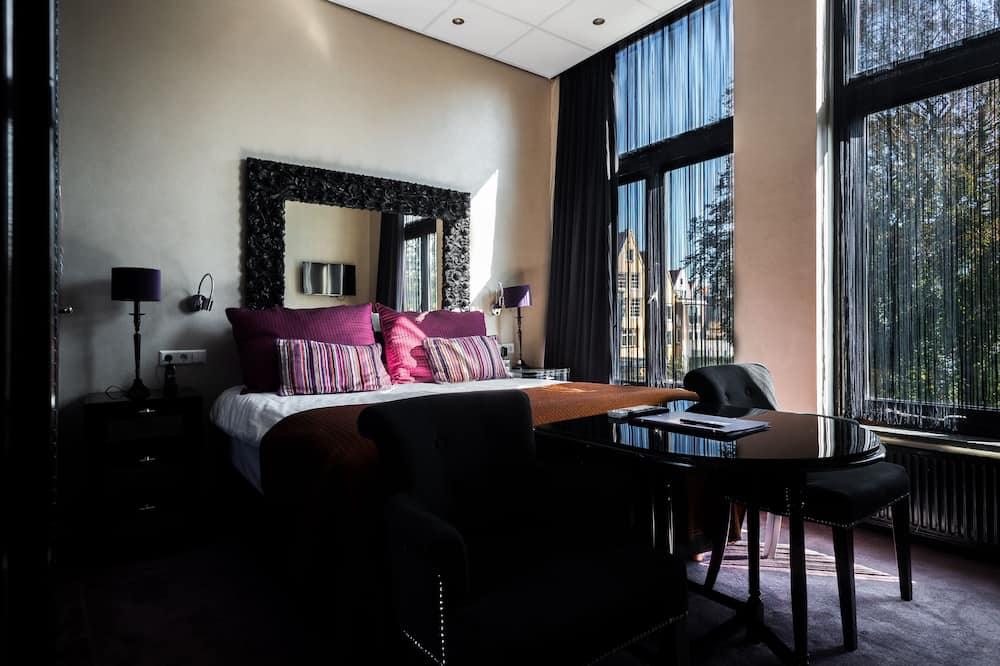 ホテル セバスティアンズ 写真