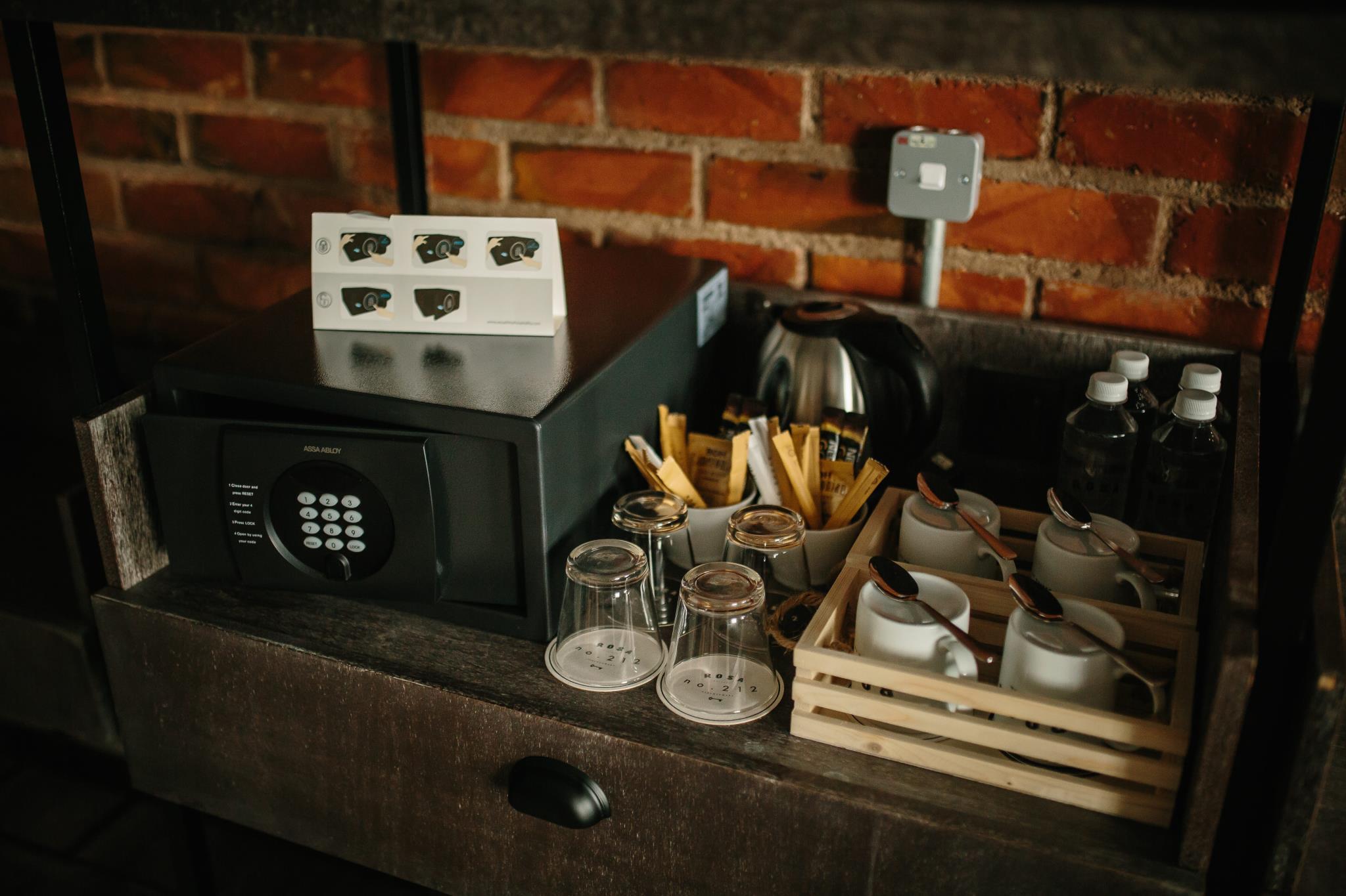 ローザ マラッカ 写真