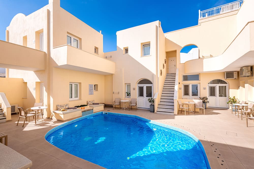 レヴィリエ サントリーニ 写真