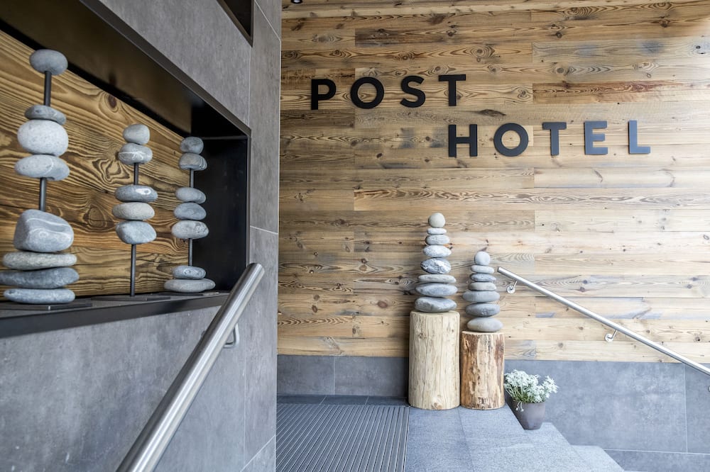 ポスト ホテル 写真