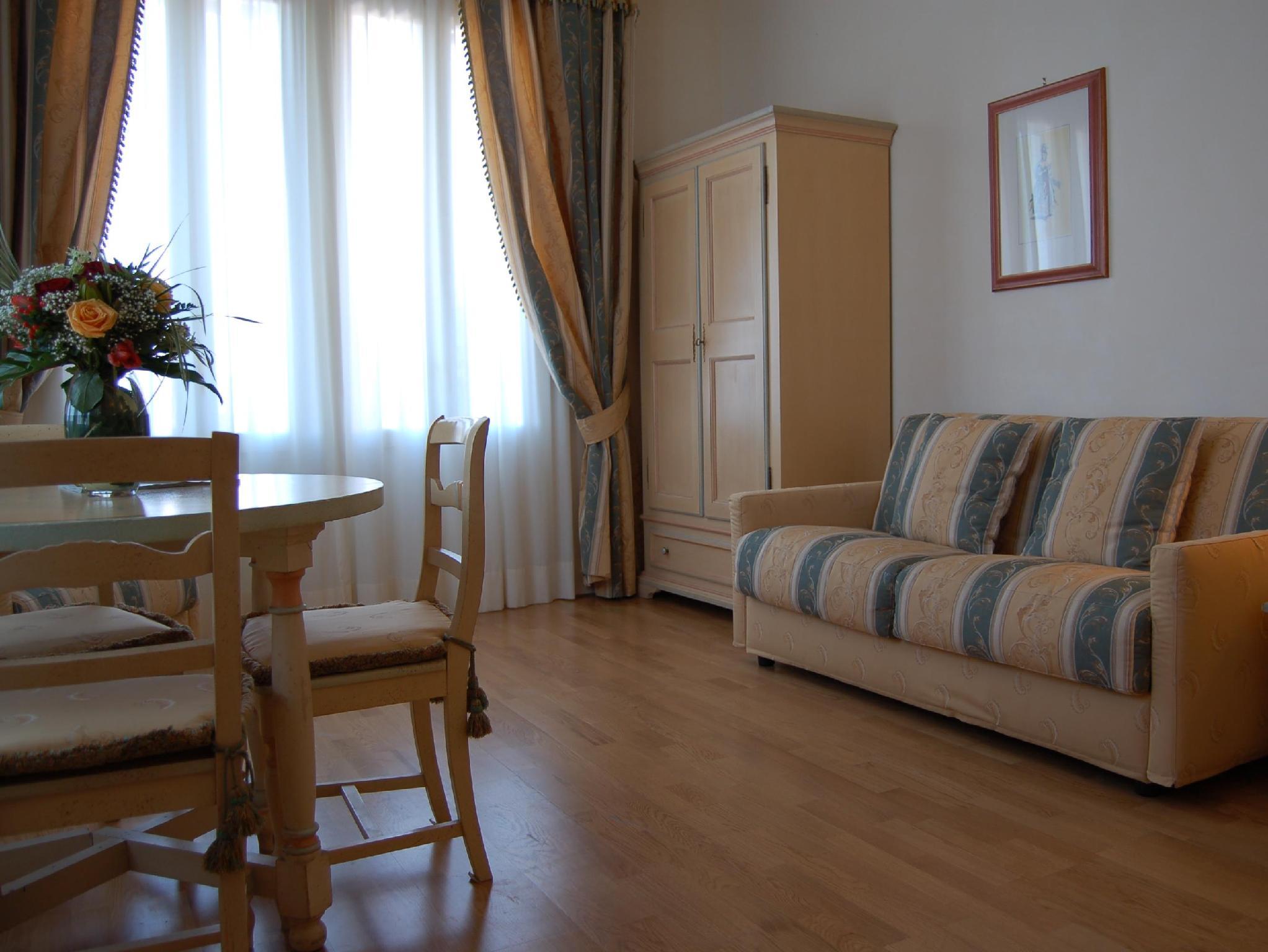 ホテル ヴィラ ラグーナ 写真