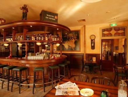 ホテル ドゥ リンデブーム 写真