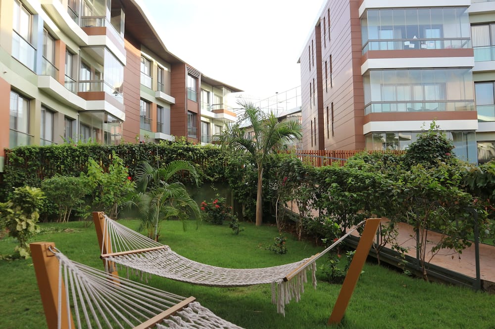 アクラ ラグジュアリー アパートメンツ カントンメンツ 写真