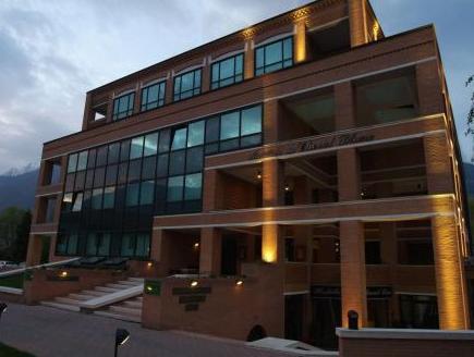 オステルリー デュ シュヴァル ブラン 写真