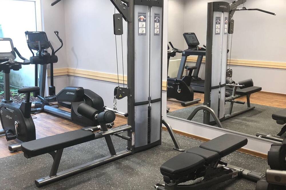 ホリデイ イン エクスプレス フランクフルト メッセ バイ IHG 写真