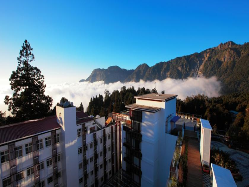 アリシャン ホテル 写真