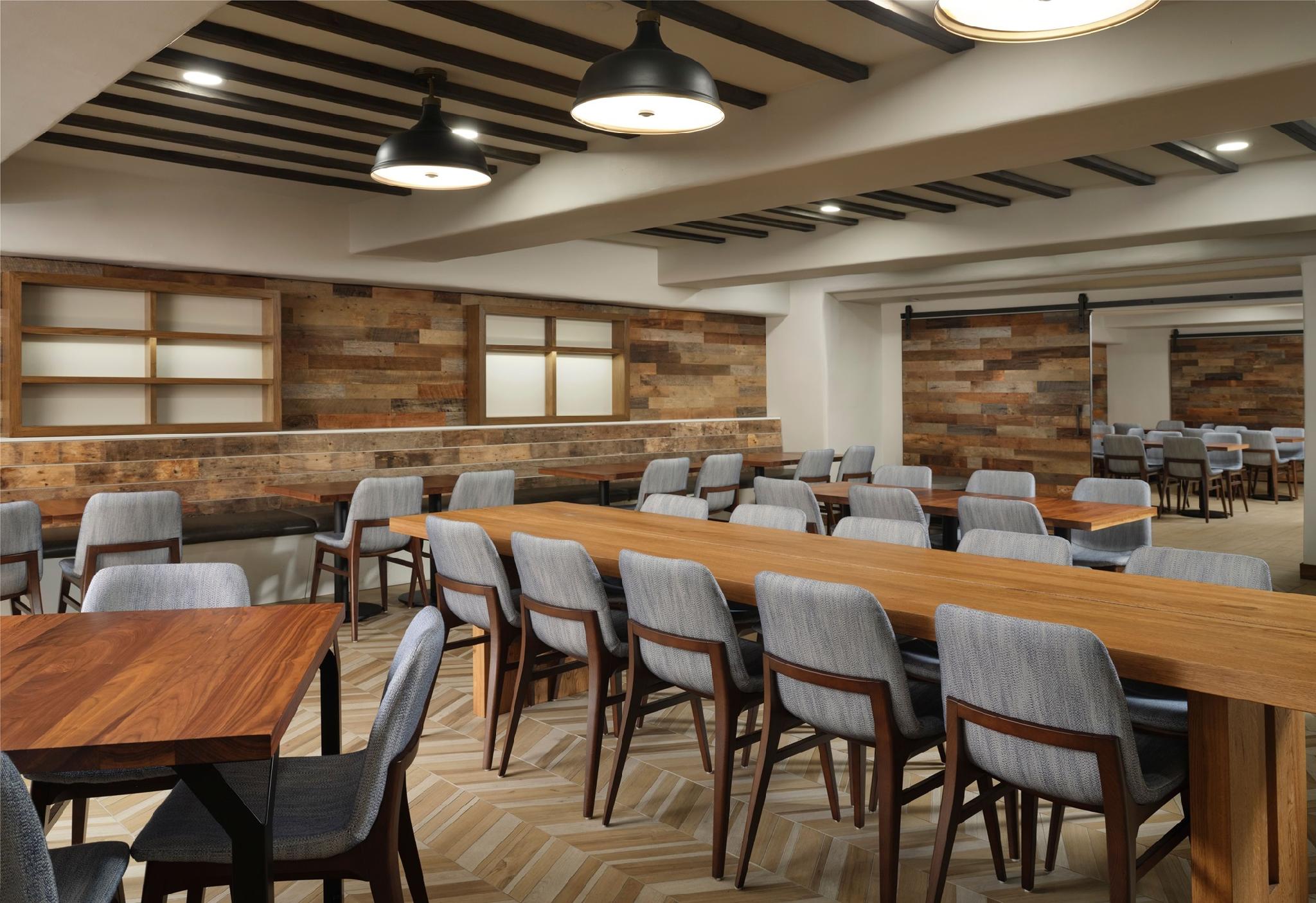 ホテル パシフィック 写真