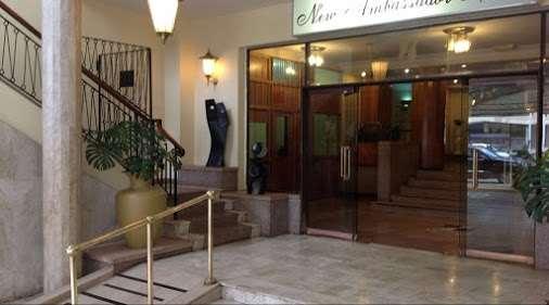 ニュー アンバサダー ホテル 写真