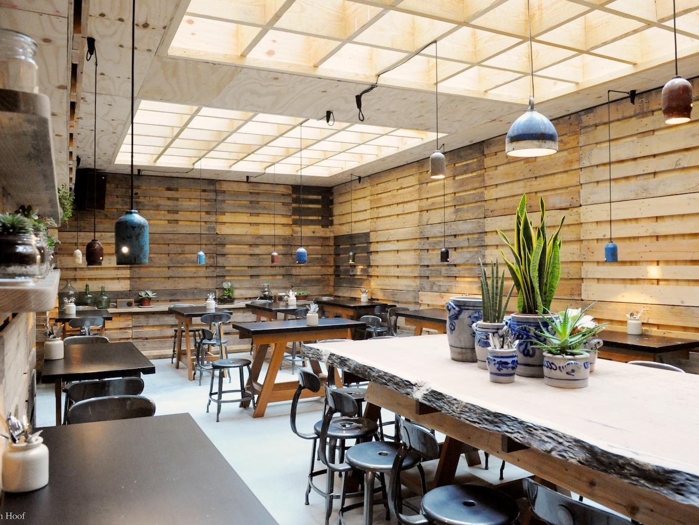 9 ホテル シェルトン 写真