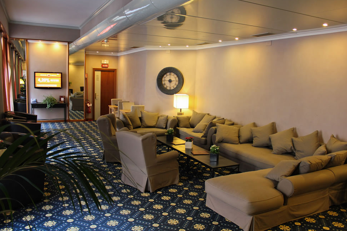 ホテル キング 写真