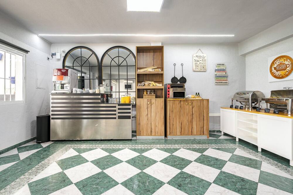 ホテル アグール 写真