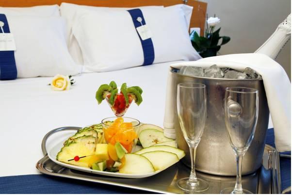 Holiday Inn Express Ciudad de las Ciencias By IHG 写真