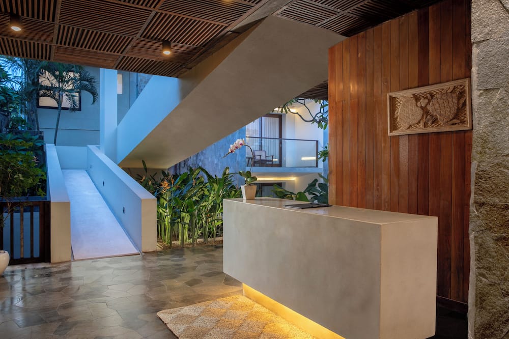 ダイアローグ セミニャック 写真