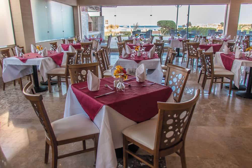 Samra Bay Hotel 写真