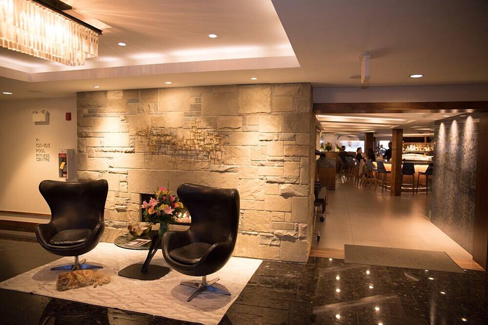 Qualicum Beach Inn 写真