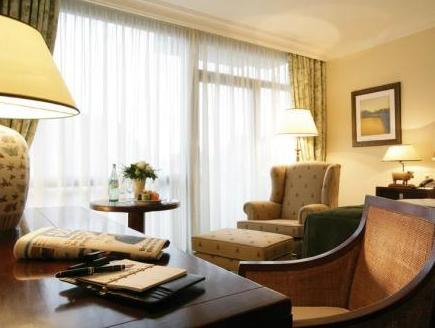 アルトホフ ホテル フュルステンホフ 写真