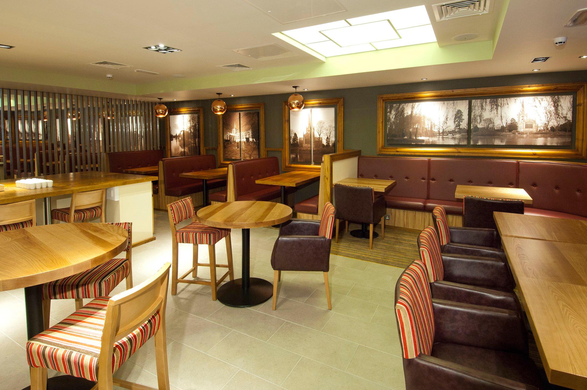 Premier Inn Stratford-Upon-Avon Central 写真