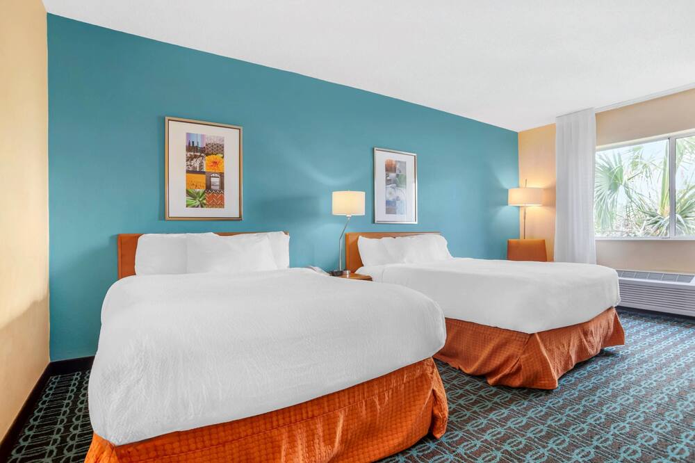 ロードウェイ イン 写真