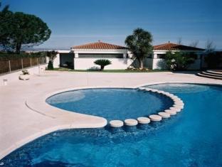 ホテル ボン レトーン 写真