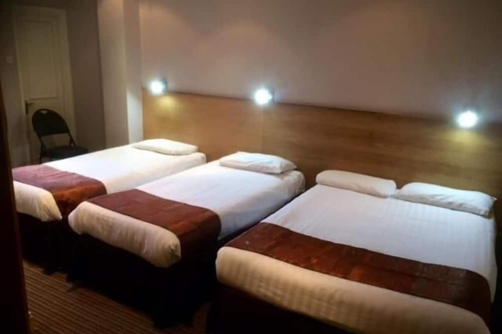 ウエスト クロムウェル ホテル 写真