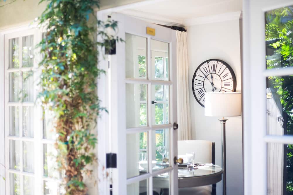 ザ チャーリー ウエスト ハリウッド 写真