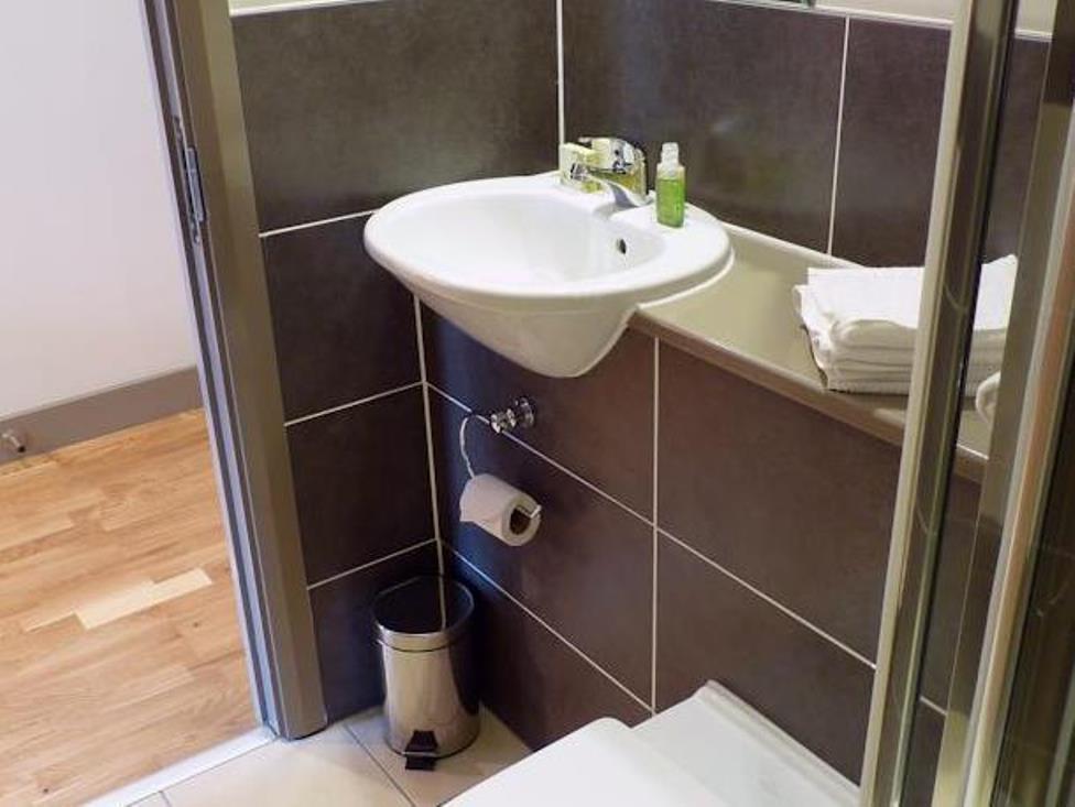 ブリタニア スタディ ホテル 写真