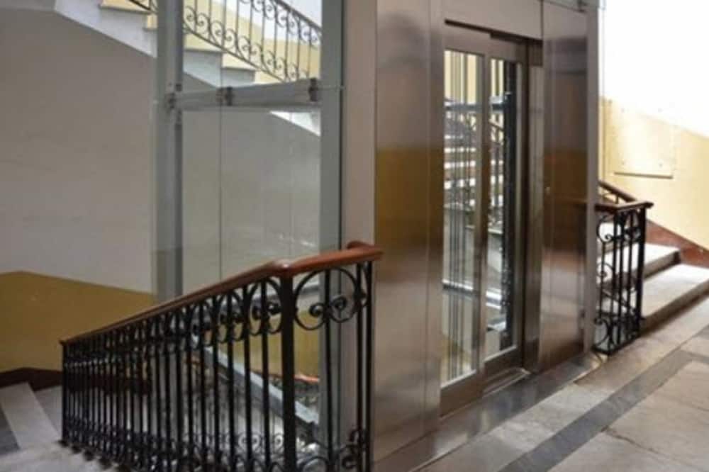 ホテル カリフォルニア 写真