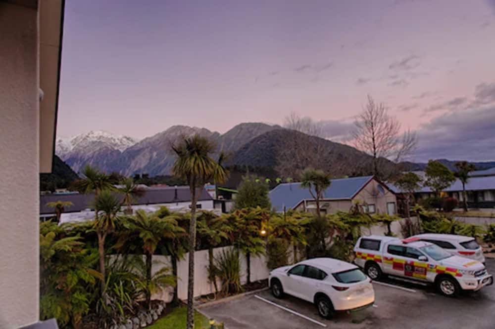 ベラ ビスタ モテル フランズ ジョセフ 写真