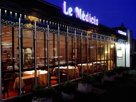 Logis Hotel restaurant LE MEDICIS 写真
