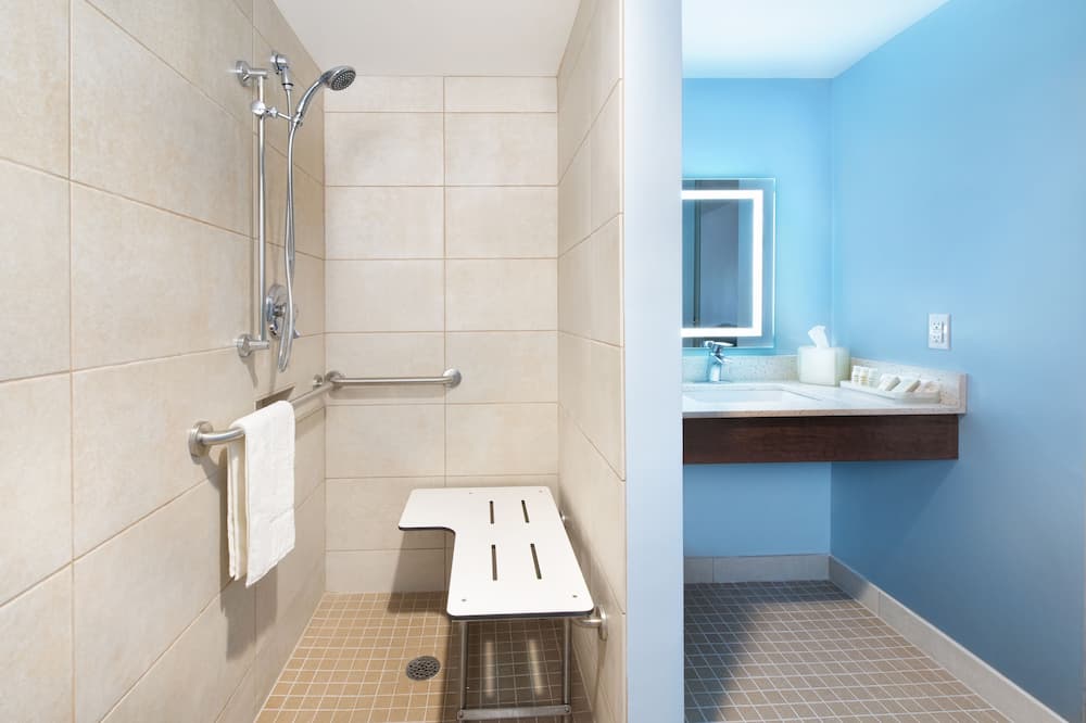 Hotel Indigo Cleveland Beachwood By IHG 写真