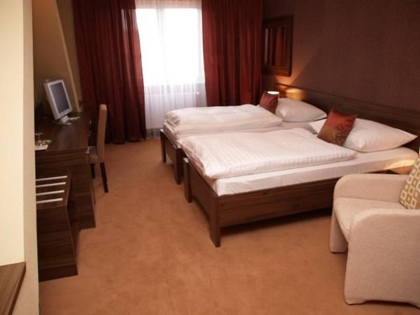 ホテル シティ ニトラ 写真