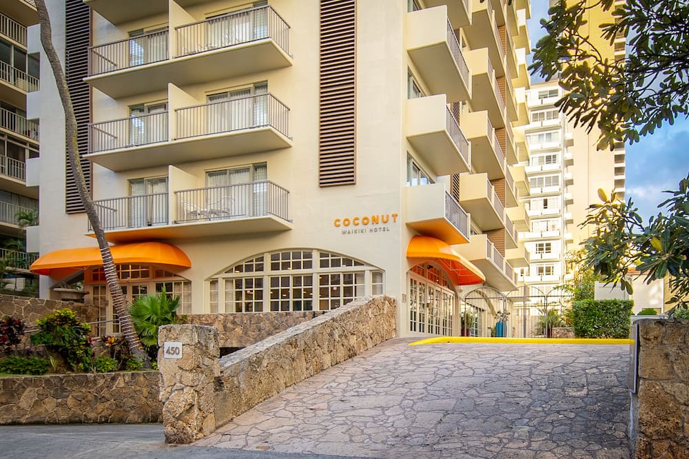 ココナット ワイキキ ホテル 写真
