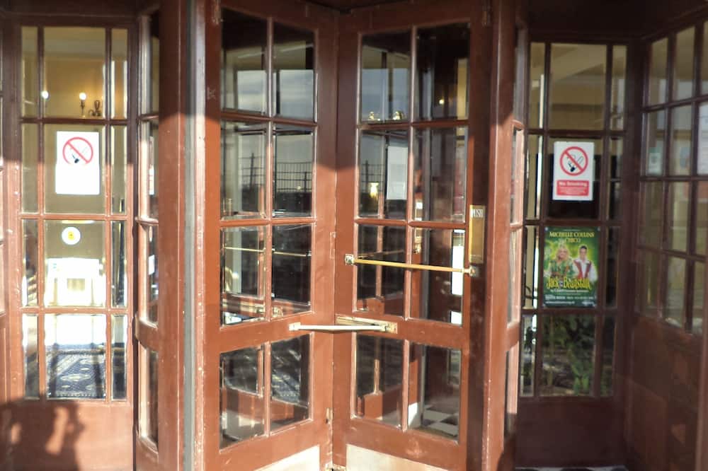 ロイヤル ヴィクトリア ホテル 写真