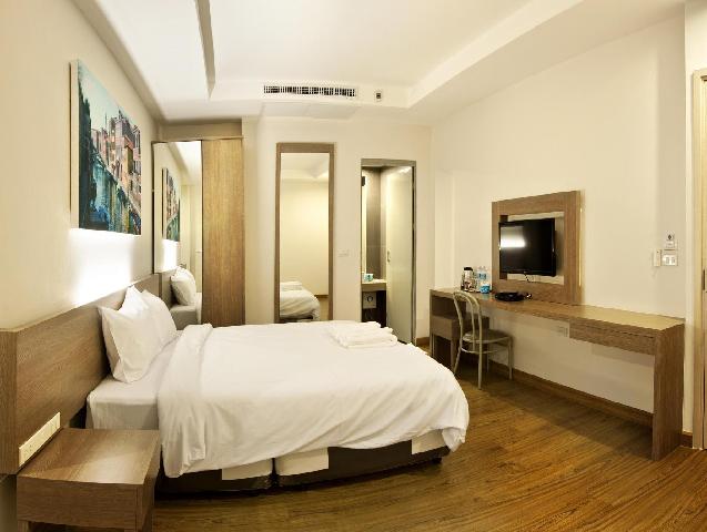 パニーニ レジデンス 写真