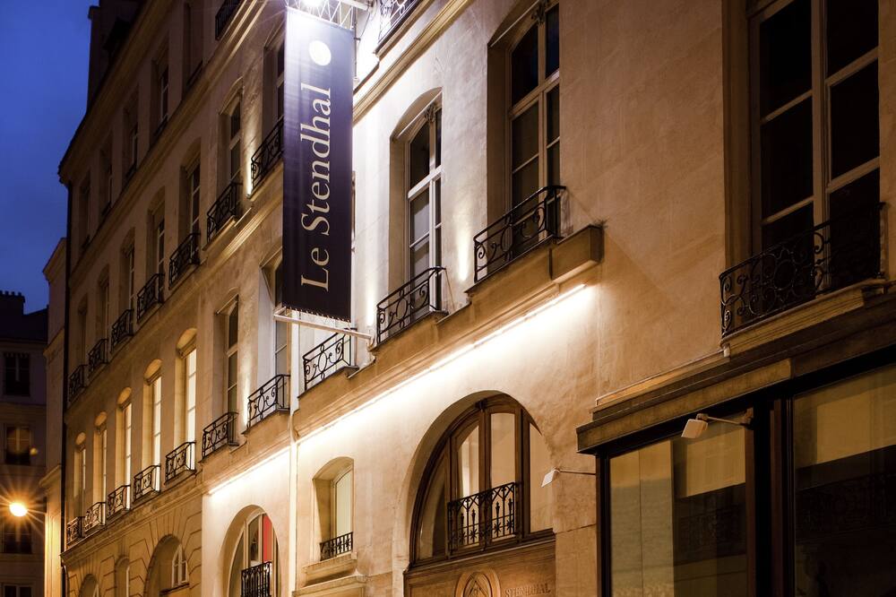 ル スタンダール プラス ヴァンドーム ホテル パリ エムギャラリー コレクション 写真