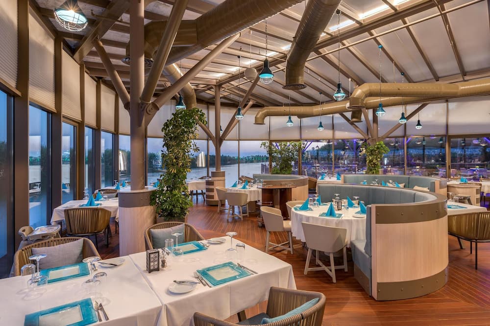 ザナドゥ リゾート ホテル 写真