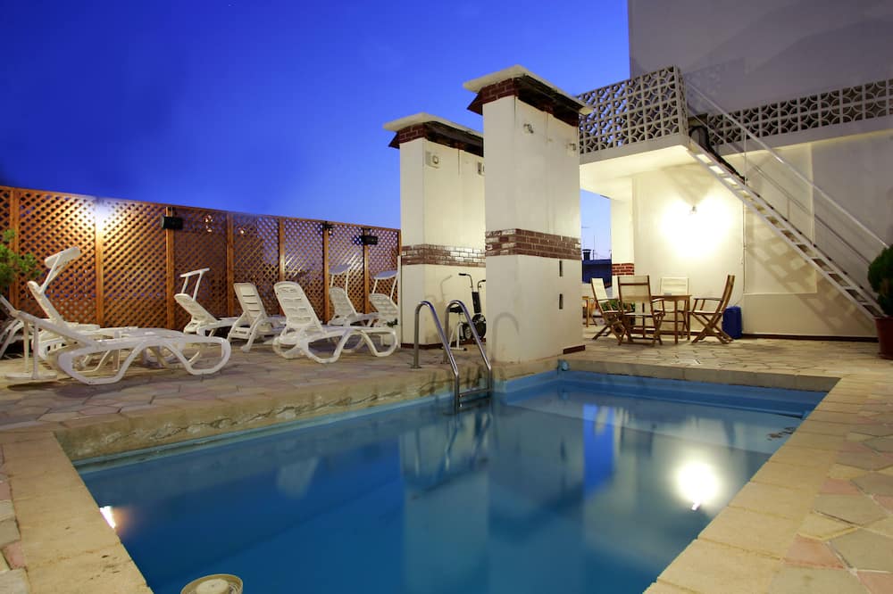 メイフラワー ホテル 写真