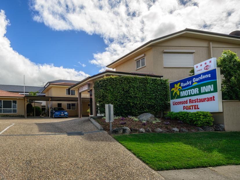 ロッキー ガーデンズ モーター イン 写真