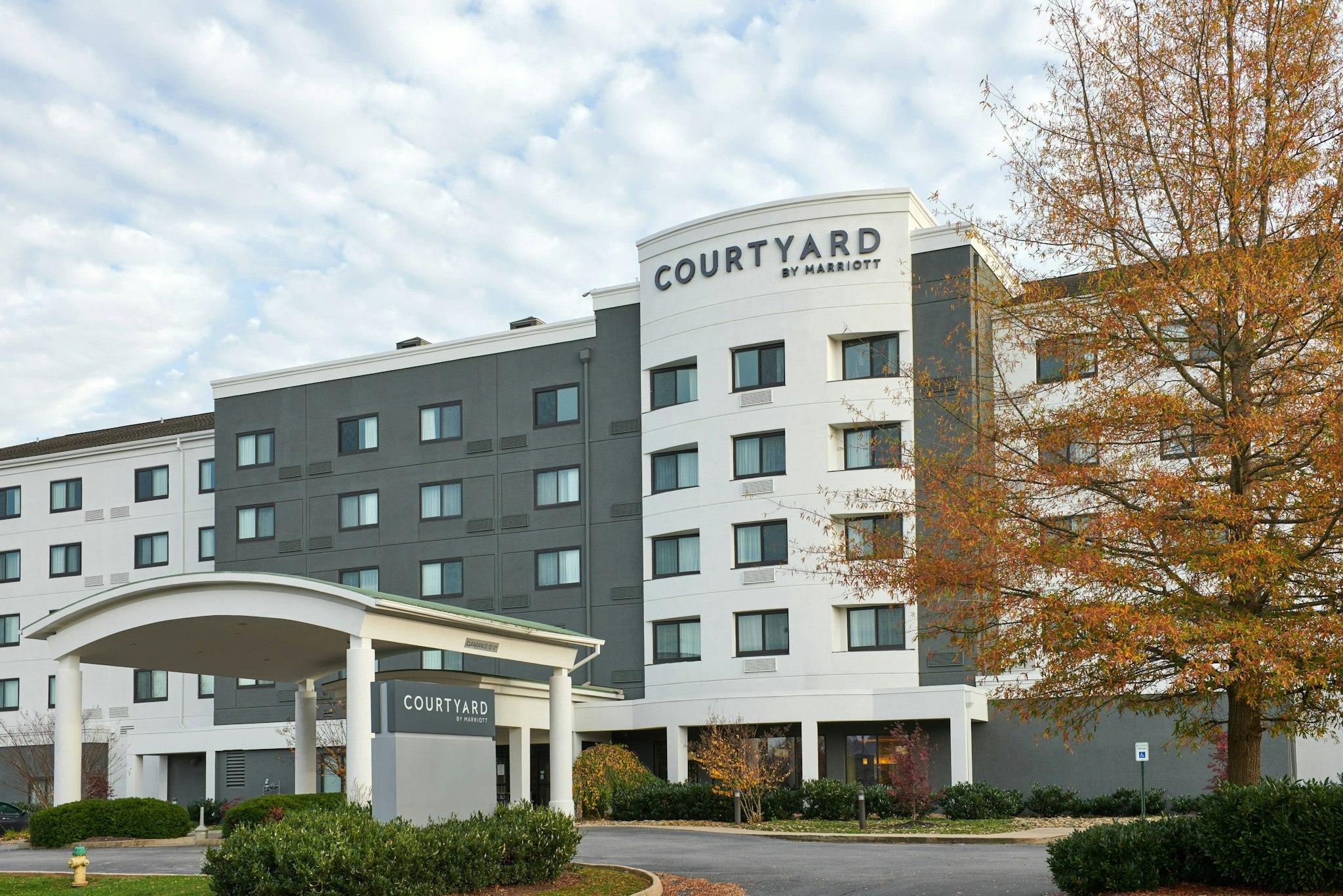 Courtyard by Marriott Bristol 写真