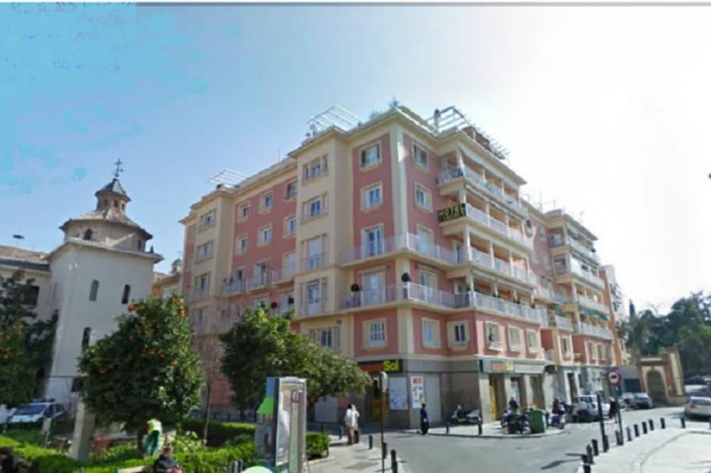 ホテル カルロス V 写真