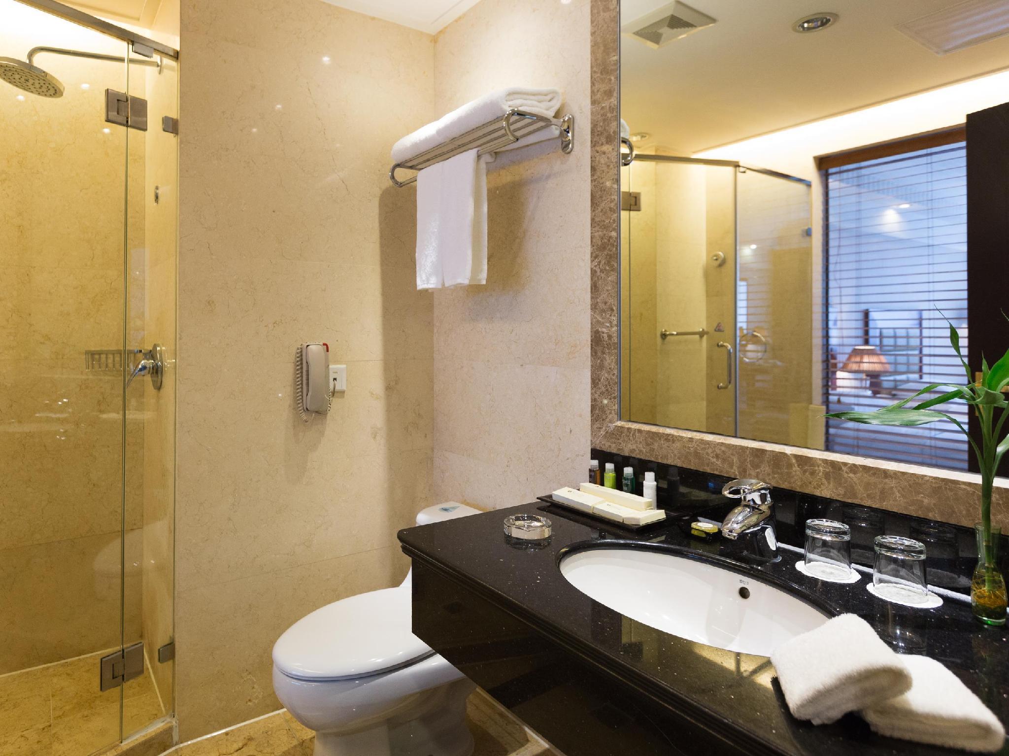 ラグジュリー ブルー ホライズン ホテル 写真