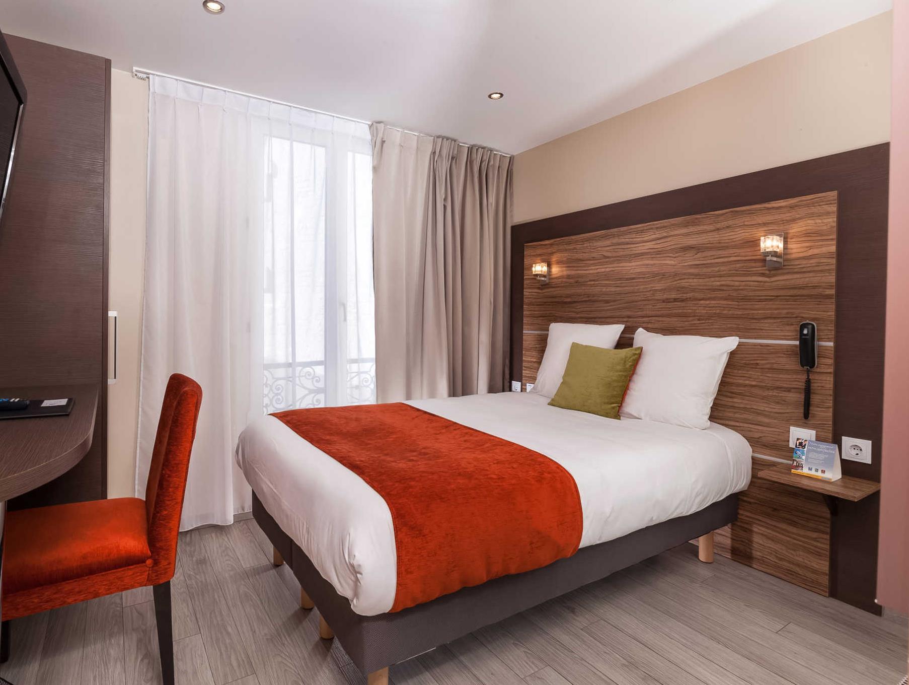 ホテル アポロニア パリ モンマルトル シュア ホテル コレクション バイ BW 写真