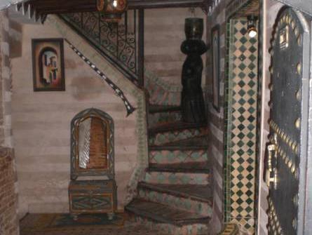 リヤド ヒバ 写真