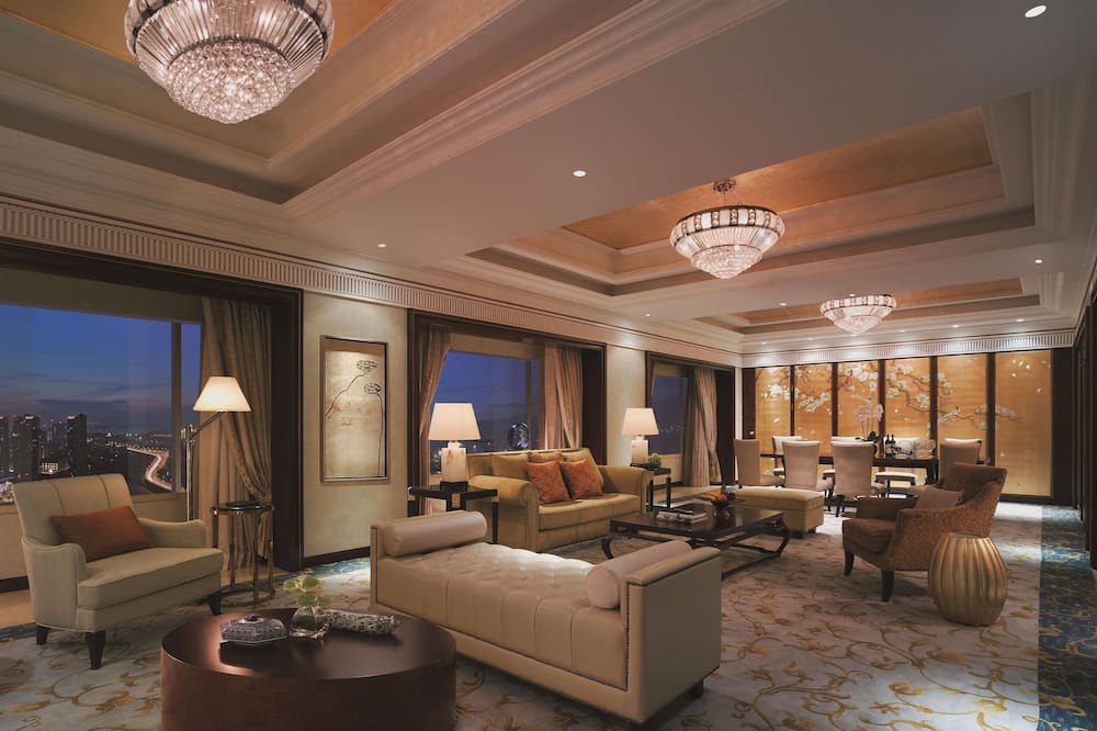 シャングリラ ダーリェン 写真