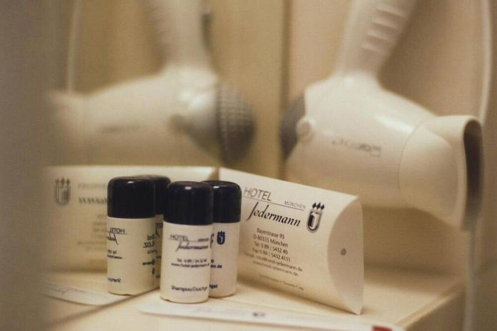 ホテル イェーダーマン 写真